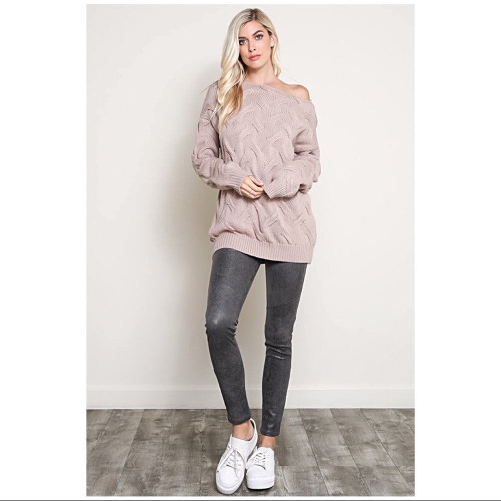 LAST ONE! Oversized cable knit sweater - Picture 6 of 7